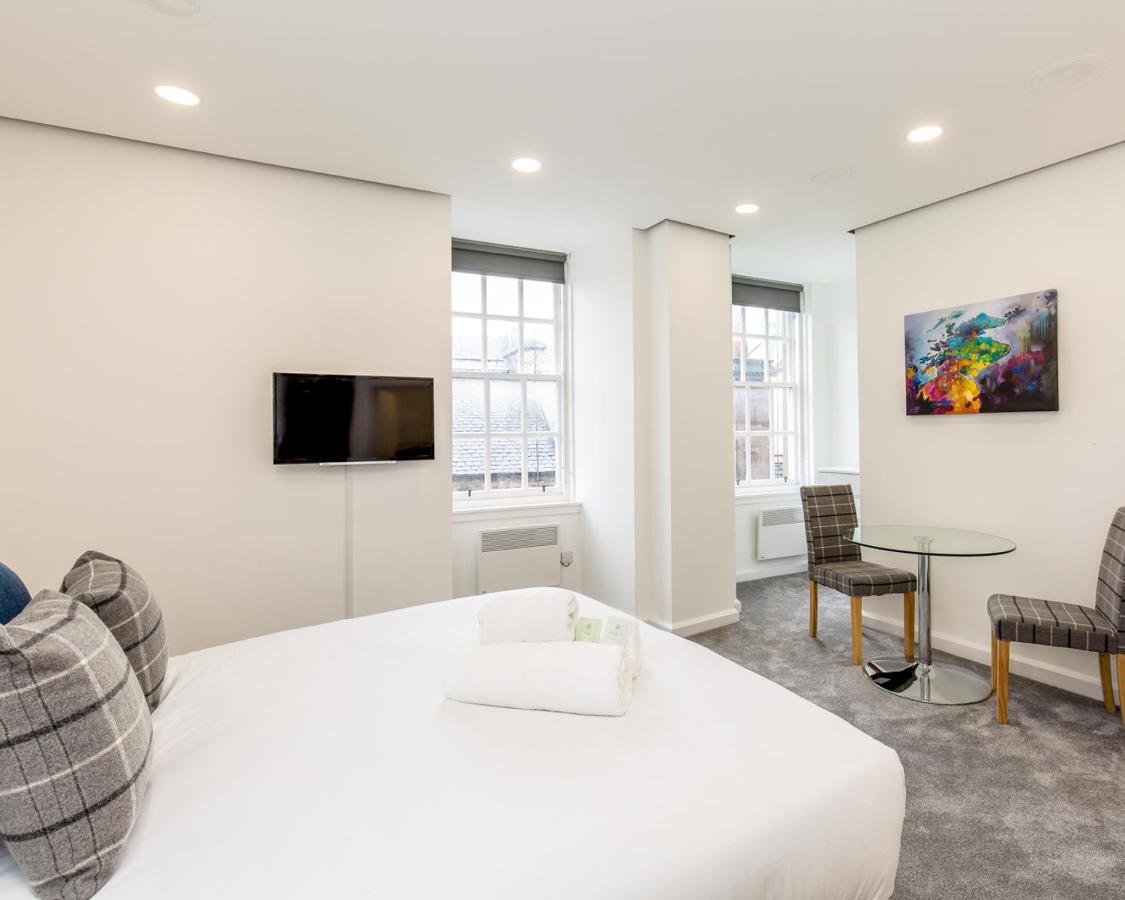 דירות Modern Studio Next To Edinburgh Castle מראה חיצוני תמונה